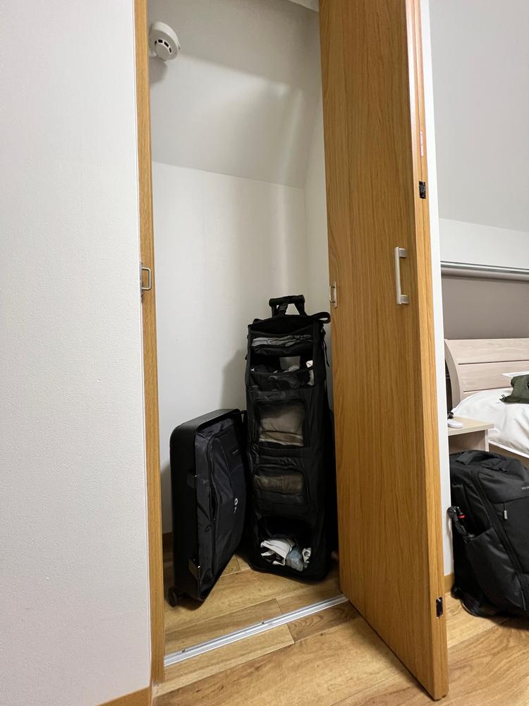 Carry-On Closet Original - Customer Photo From Alfred V Bajet