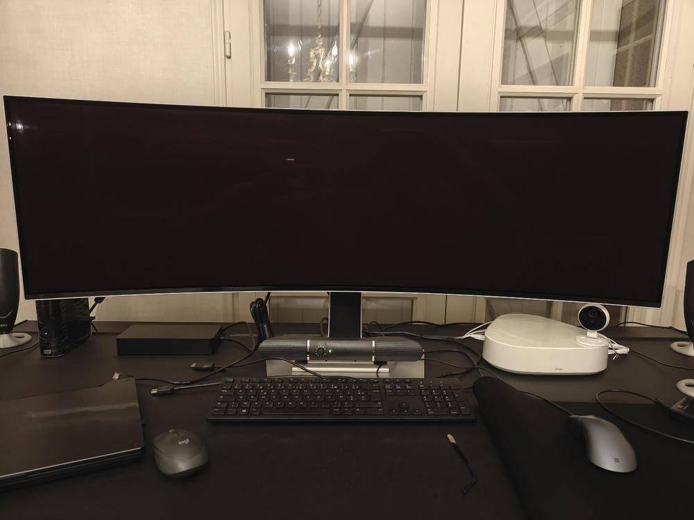 Secretlab Cable Management Bundle XL - Customer Photo From Damien Martin